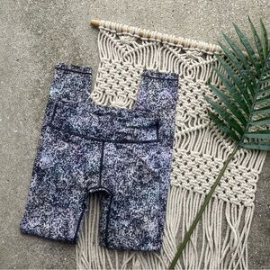 Athleta Girl Printed Athletic Leggings Girls Size Medium 8 - 10